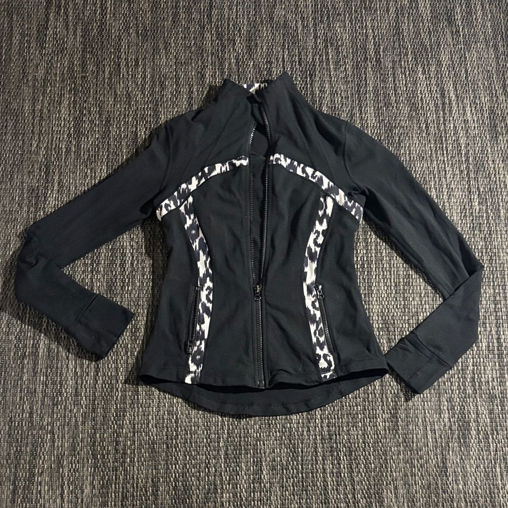 Lululemon Define Jacket Black Purple Ikat Logo Limited Edition Luon Size 8